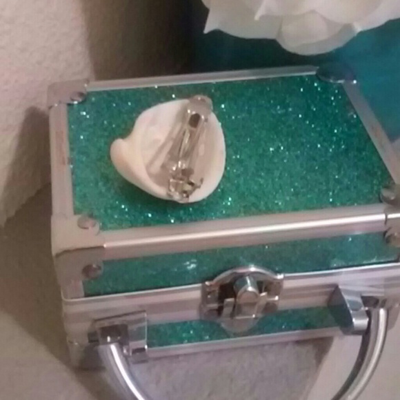 Shell/necklace - Picture 2 of 3